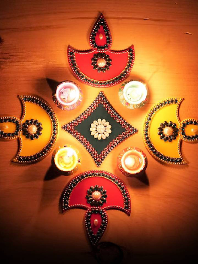 Diwali 2024 Rangoli Design:: दिवाली में इन चीजों से बनाएं रंगोली, यहां से लें आसान सी डिजाइंस का आइडिया