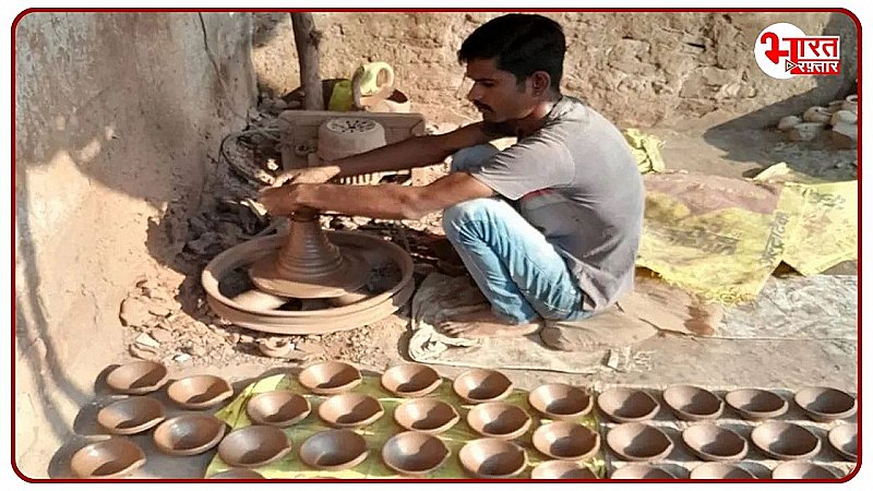 Jaisalmer News: पोकरण की लाल मिट्टी से बनेंगे इतने करोड़ के दीये, दीपावली पर जगमगाएंगे कुम्हारों का घर