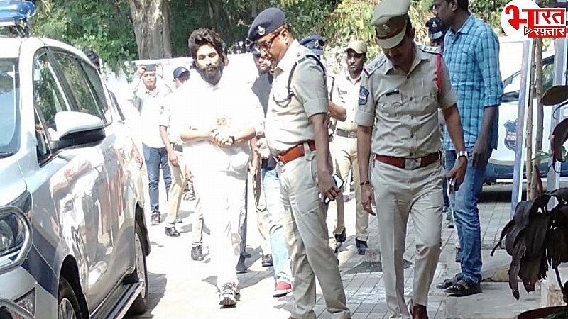 Allu Arjun Arrest update: पुष्पा स्टार को अस्पताल लेकर पहुंची पुलिस, वकीलों ने कोर्ट से सोमवार तक की मांगी राहत