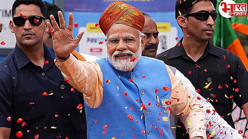 Jaipur LIVE: पीएम मोदी का जयपुर में आगमन, प्रदेश को देंगे बड़ी सौगात और कई योजनाओं का करेंगे शुभारंभ